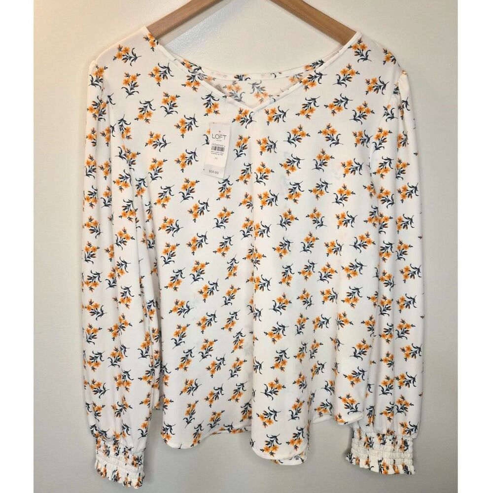 NWT LOFT Outlet Floral Blouse Women M Smocked Cuffs Long Sleeve Spring Top
